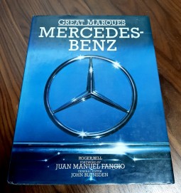 Mercedes boek.